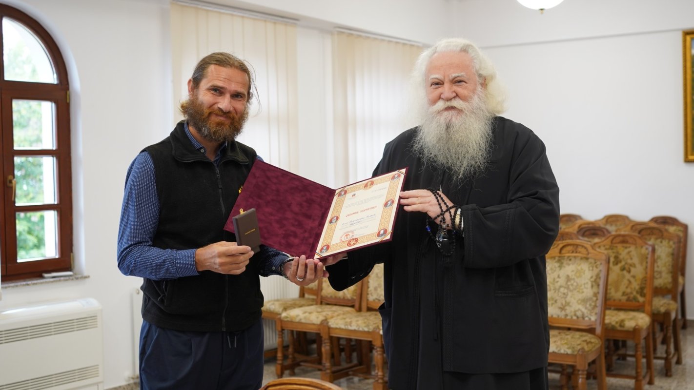 „Ordinul Mușatinilor” pentru doi iubitori ai sportului 181809