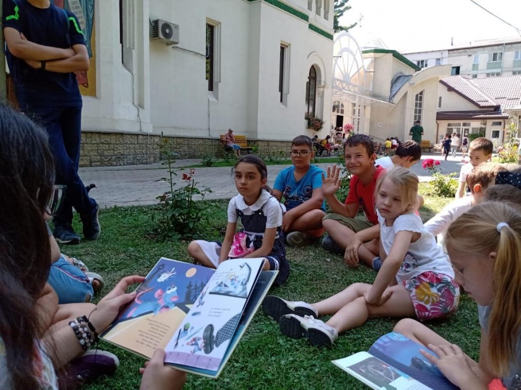 „Școala din tinda Raiului” la Biserica „Sfântul Gheorghe” din Bacău 181778