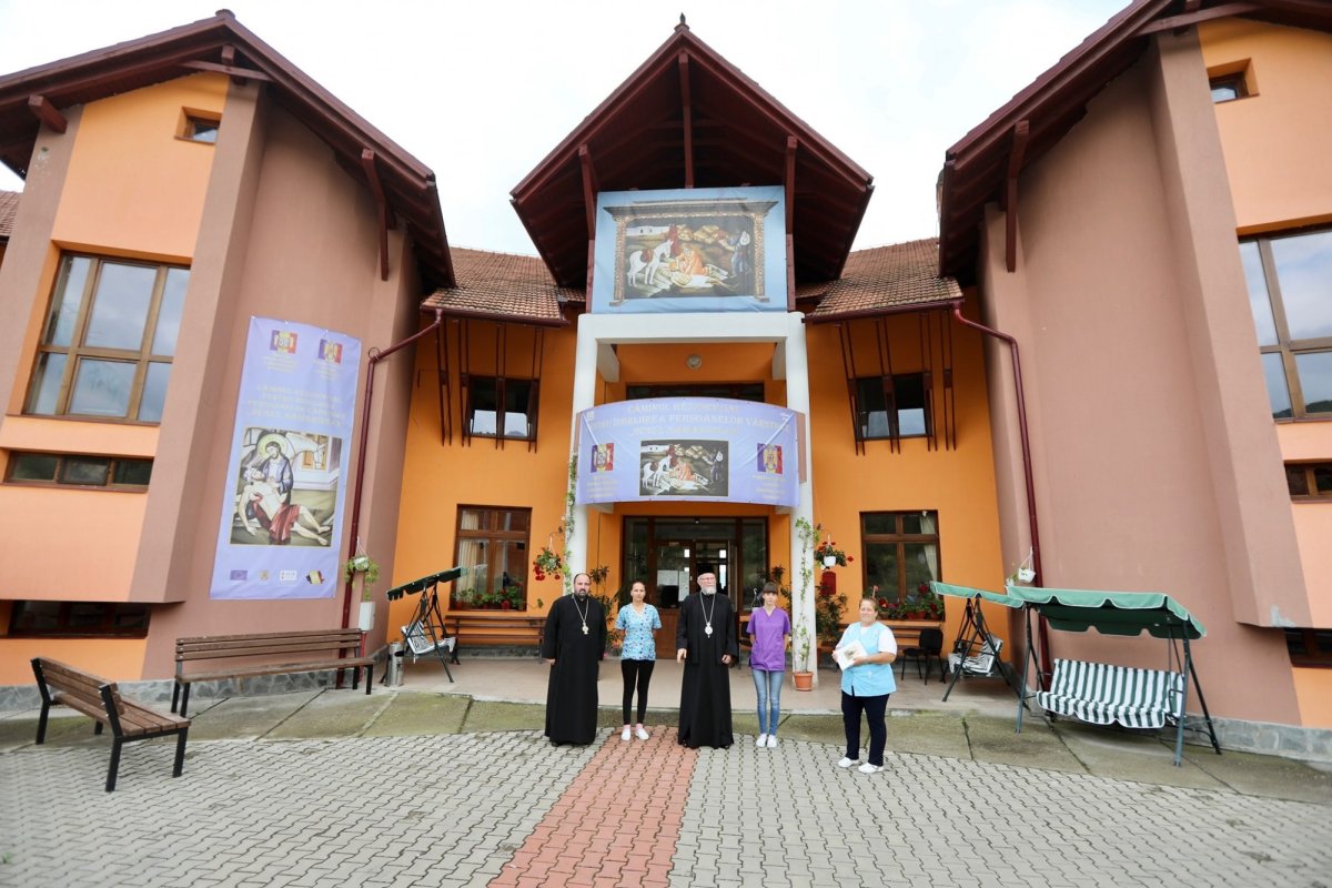 Vizită pastorală la Căminul pentru vârstnici Coroieni, Maramureş 181745