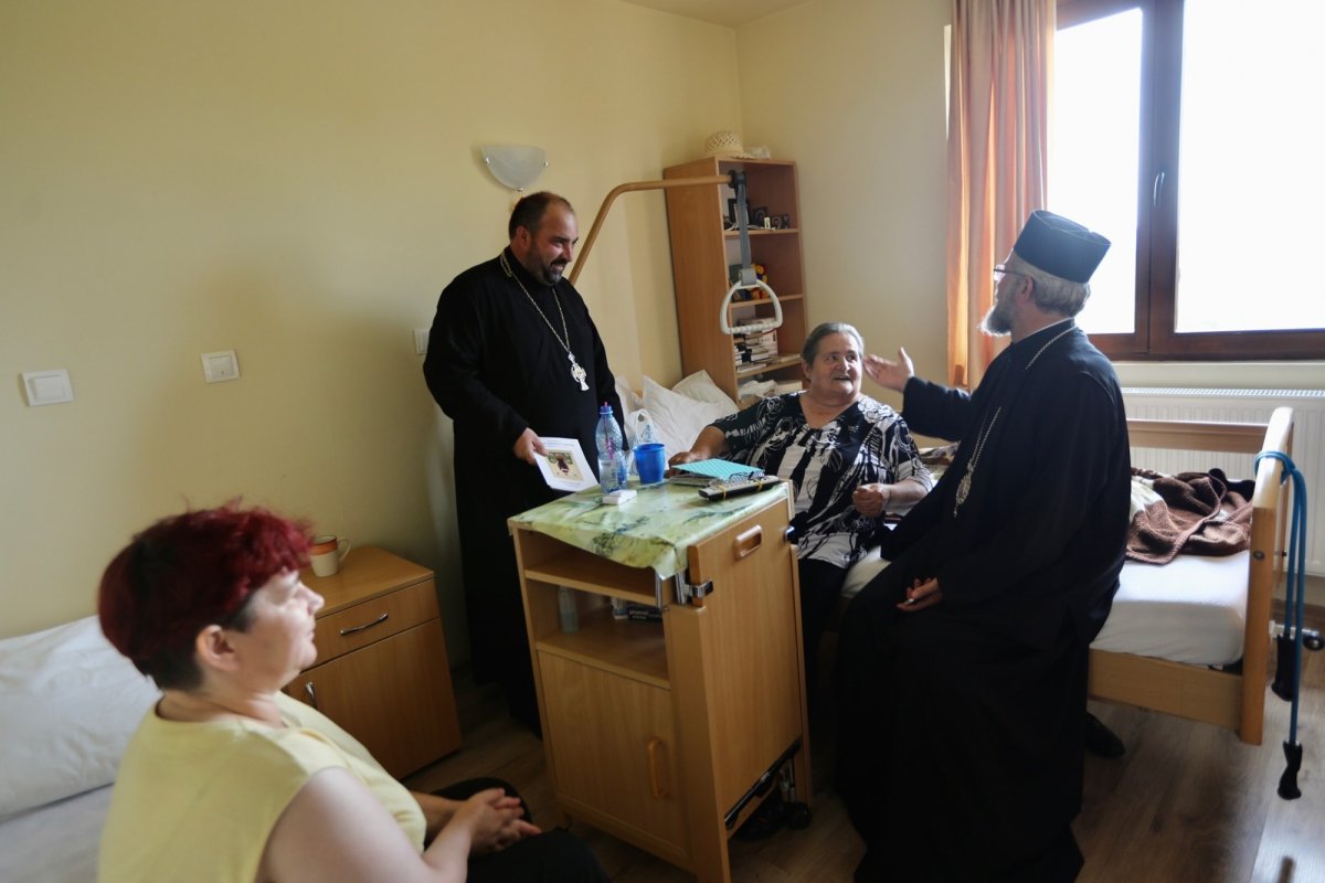 Vizită pastorală la Căminul pentru vârstnici Coroieni, Maramureş 181746