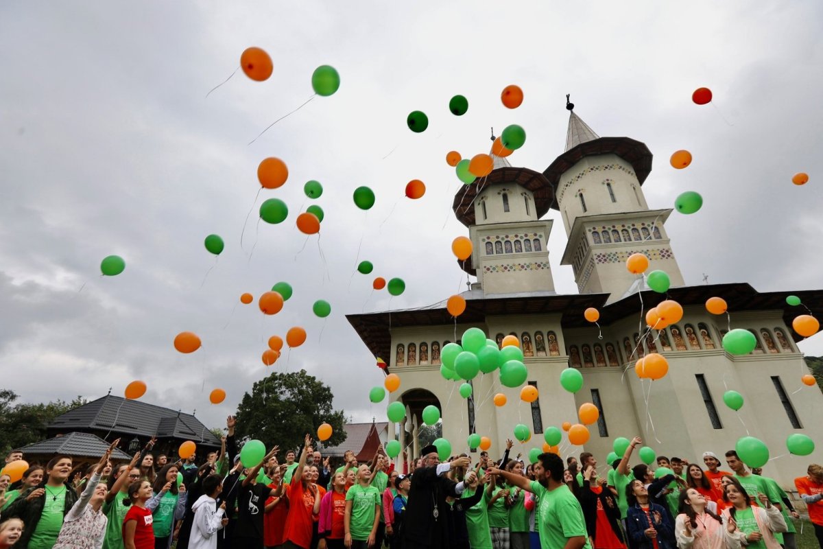 Tabără la Mănăstirea Dealu Mare, Maramureş 181961