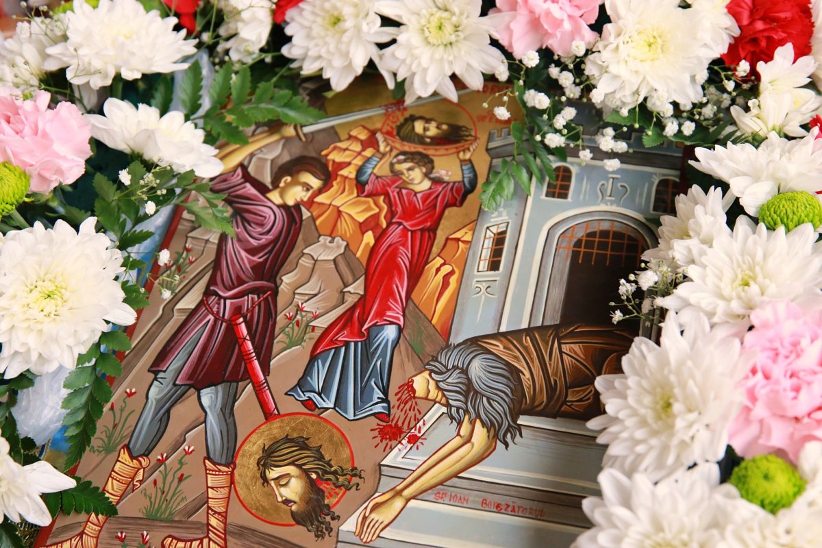 Doi ierarhi au slujit la hramul Mănăstirii Secu 182046