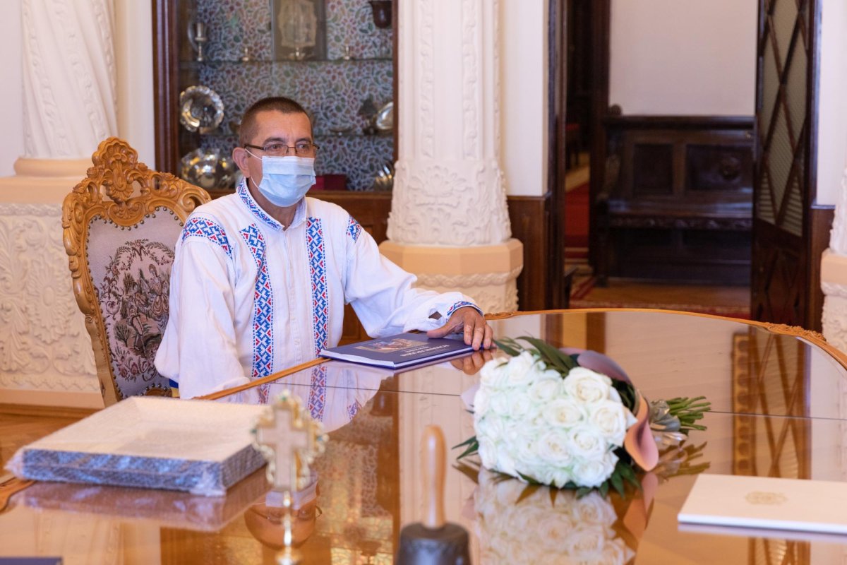 Artişti care au valorificat istoria istroromânilor distinși de Patriarhul României 182210