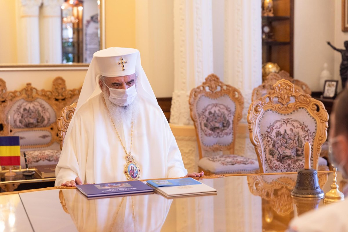 Artişti care au valorificat istoria istroromânilor distinși de Patriarhul României 182223