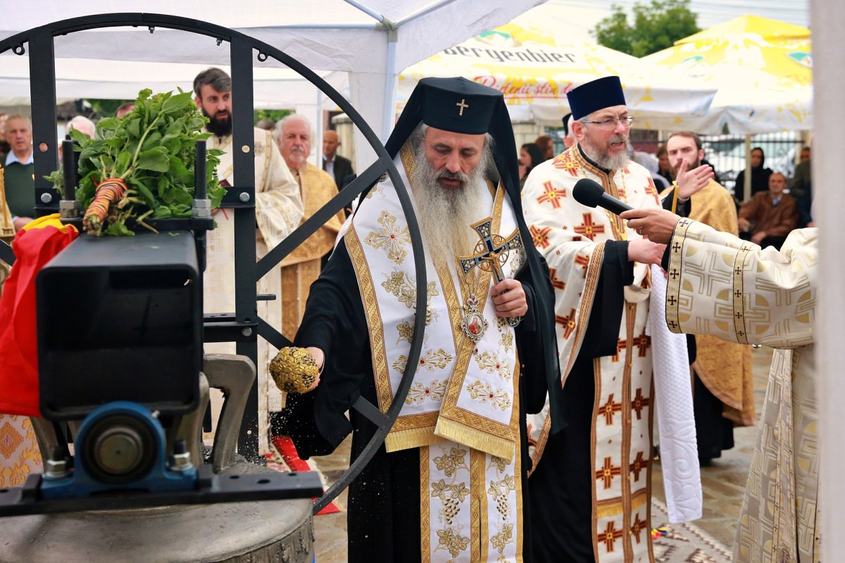 Binecuvântarea „clopotului Sfintei Teodora de la Sihla” de la Parohia Vânători-Neamț 182277