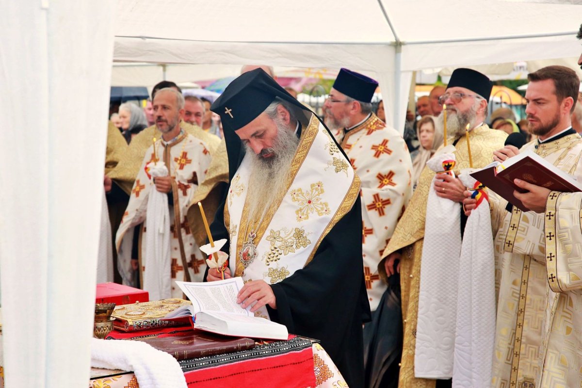 Binecuvântarea „clopotului Sfintei Teodora de la Sihla” de la Parohia Vânători-Neamț 182278