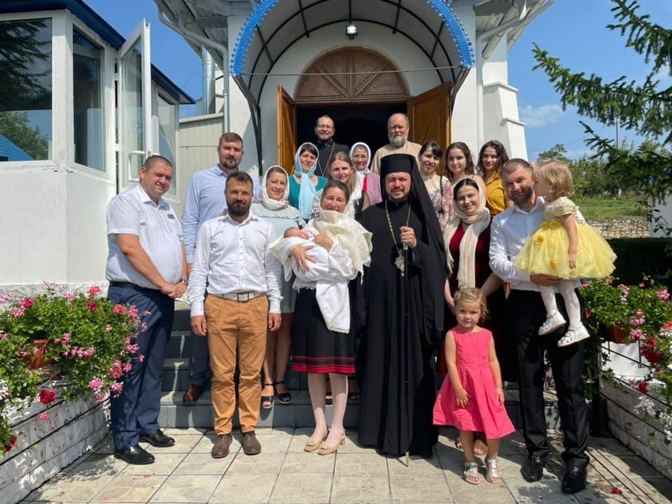 Liturghie arhierească la Mănăstirea Ulmu 182346