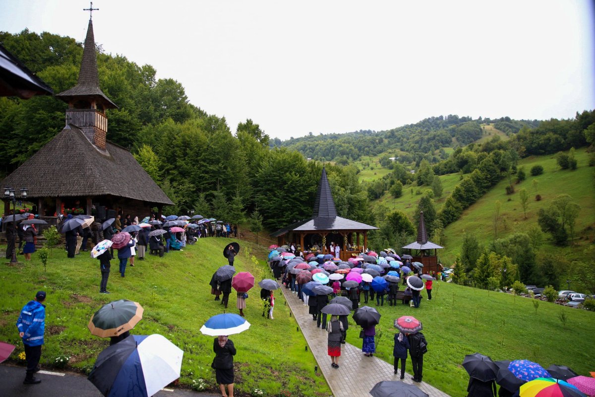 Sărbătoare la Mănăstirea Cormaia, Bistriţa-Năsăud 182353