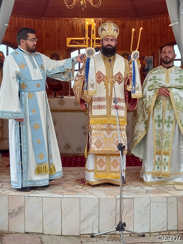 Slujiri arhiereşti în Hunedoara 182349