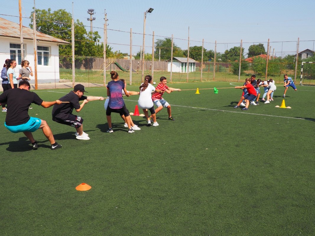 Tabăra de vară „Credință, sport și comuniune” la parohii gălățene 182496