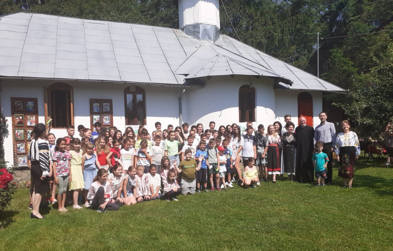 Evenimente educative și recreative cu tinerii la o parohie din Breaza 182573