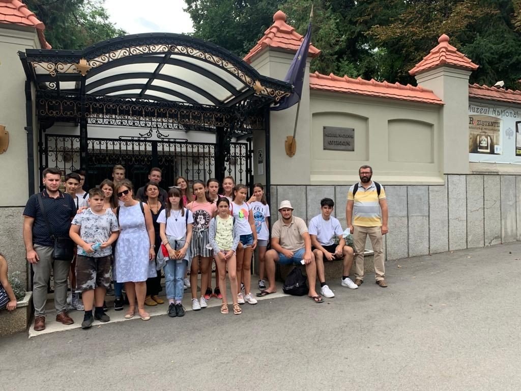 Excursie pentru copii şi tineri din parohia bihoreană Bratca 182516