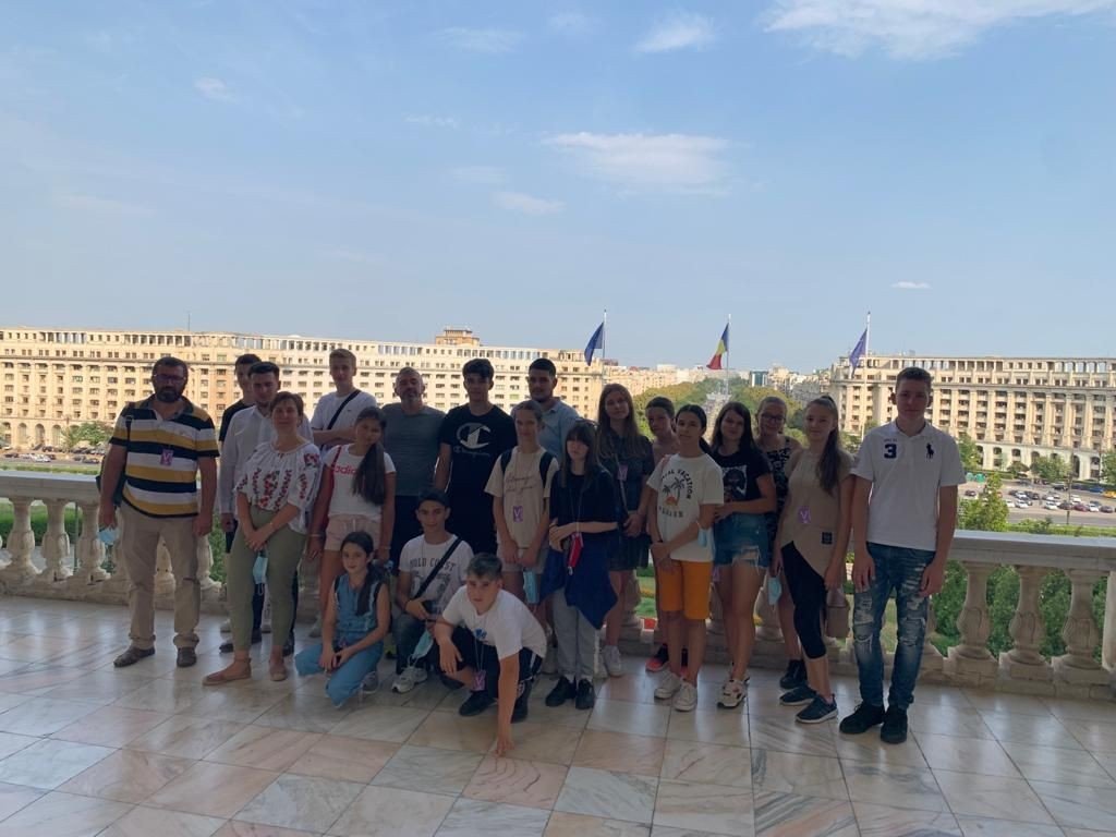 Excursie pentru copii şi tineri din parohia bihoreană Bratca 182521