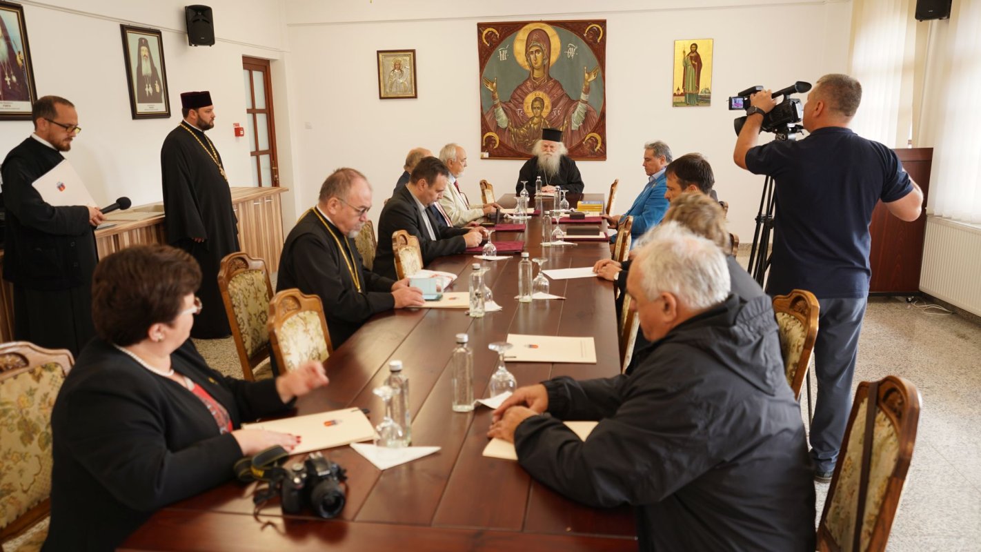 Simpozionul „Moștenirea rareşiană” la Mănăstirea Probota 182548