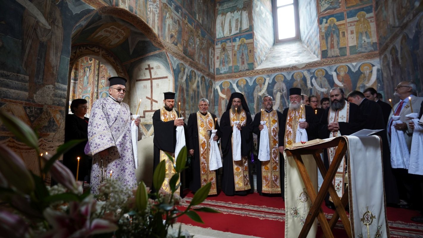 Simpozionul „Moștenirea rareşiană” la Mănăstirea Probota 182559