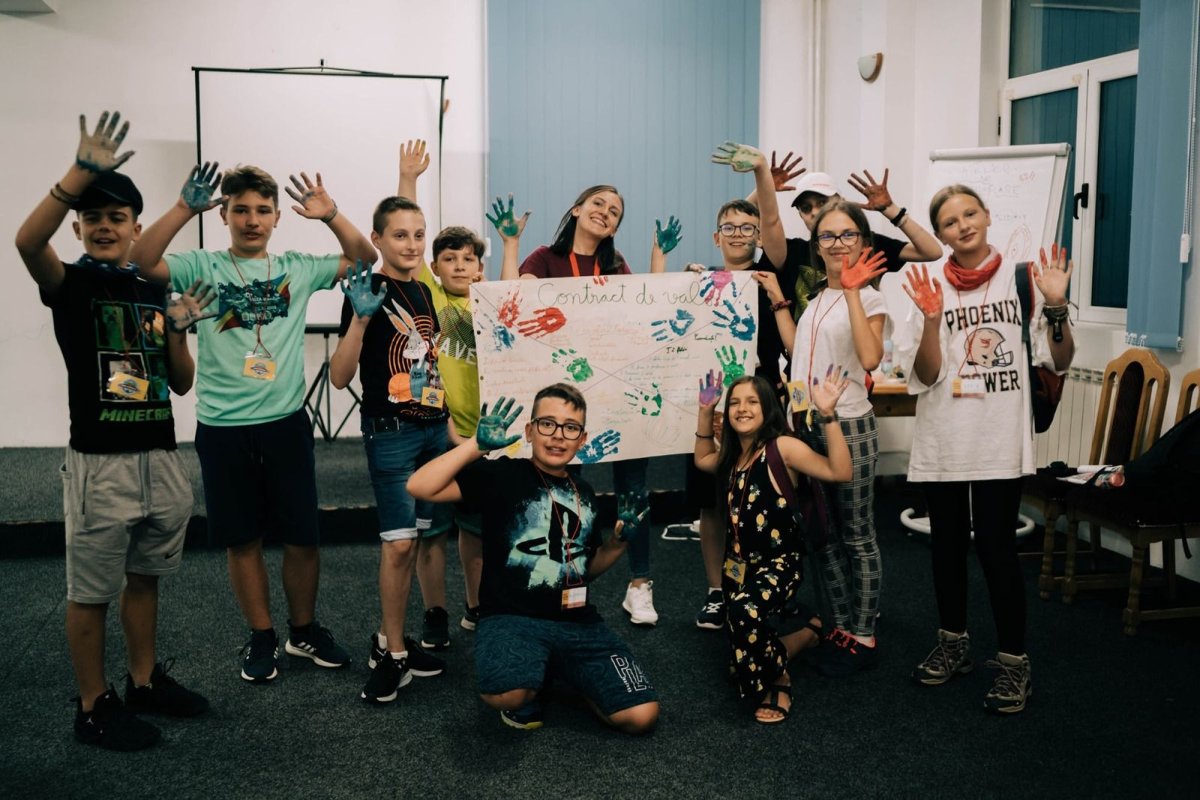 Tabăra „Floare de colț” Durău, oază de bucurie pentru elevii pășcăneni 182504