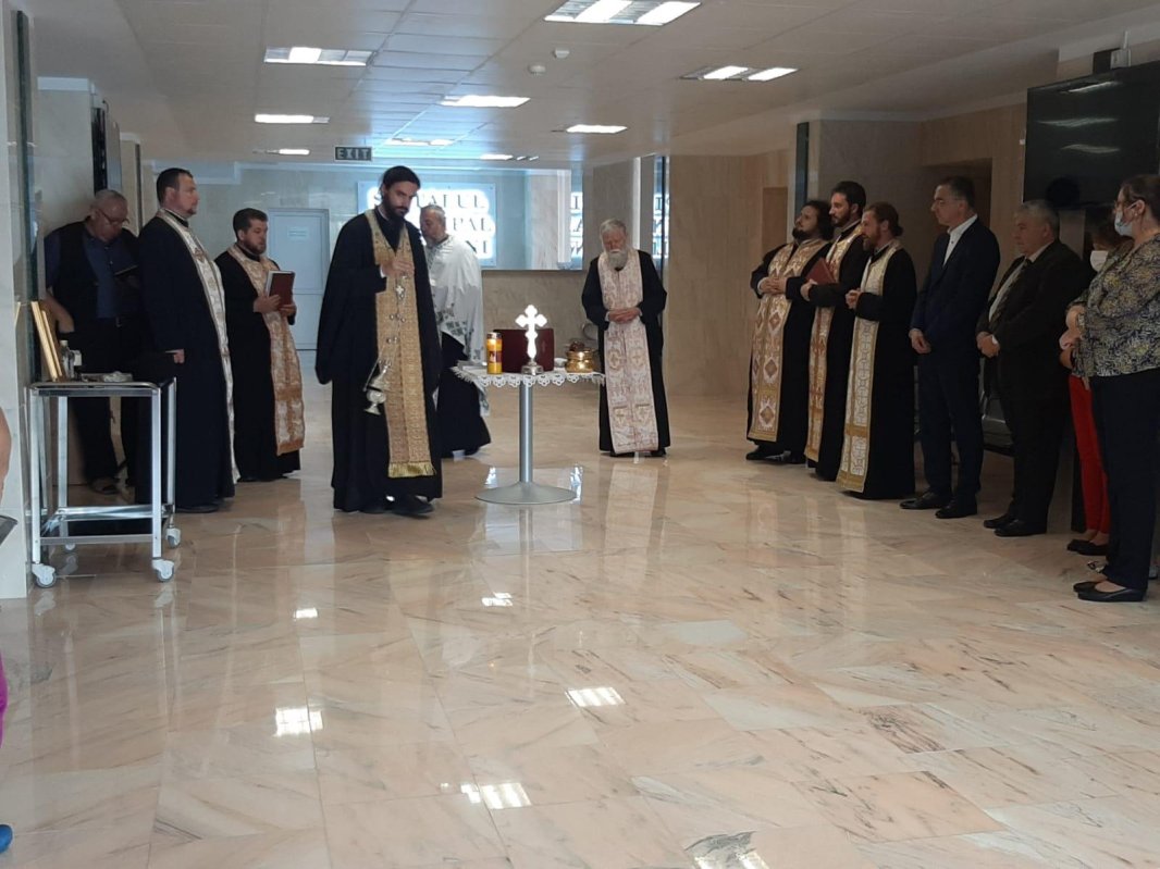 Sfințirea noului Spital Municipal din Fălticeni 182662