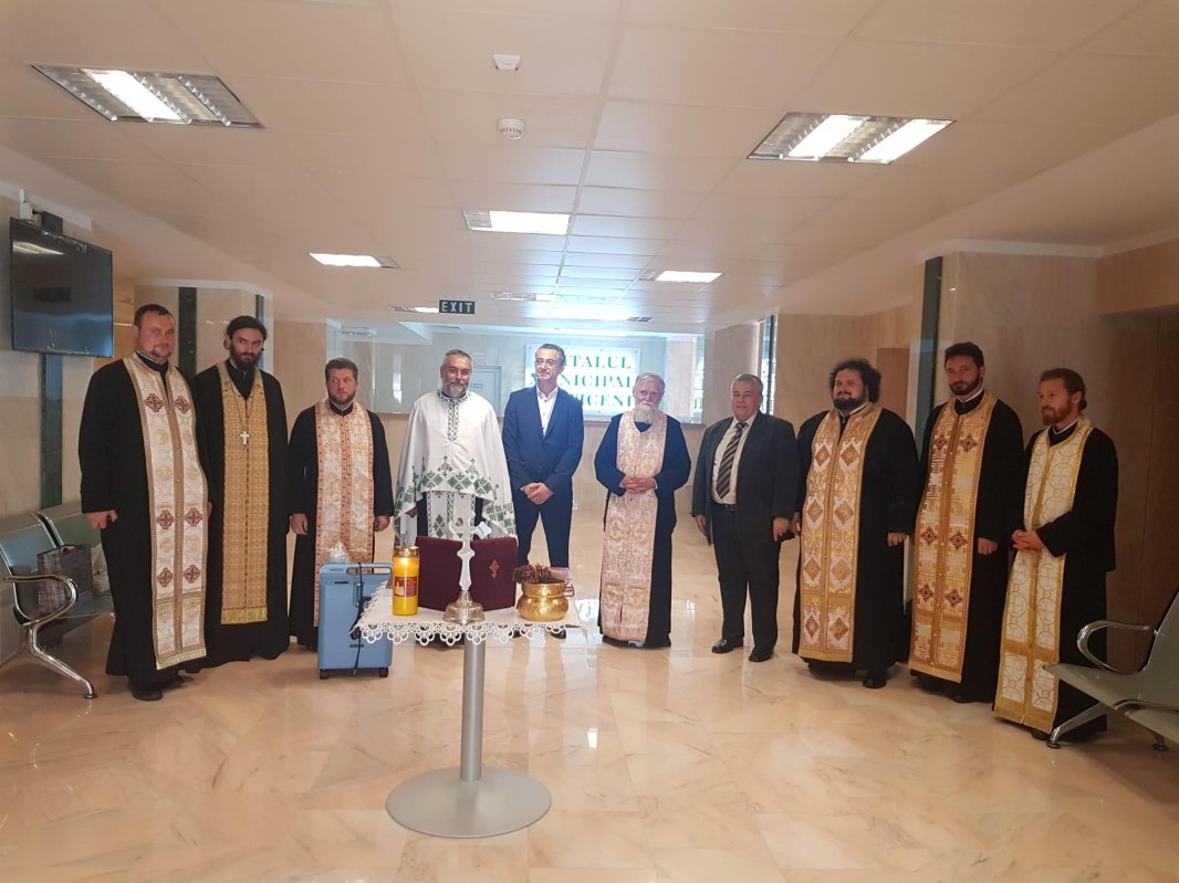 Sfințirea noului Spital Municipal din Fălticeni 182665