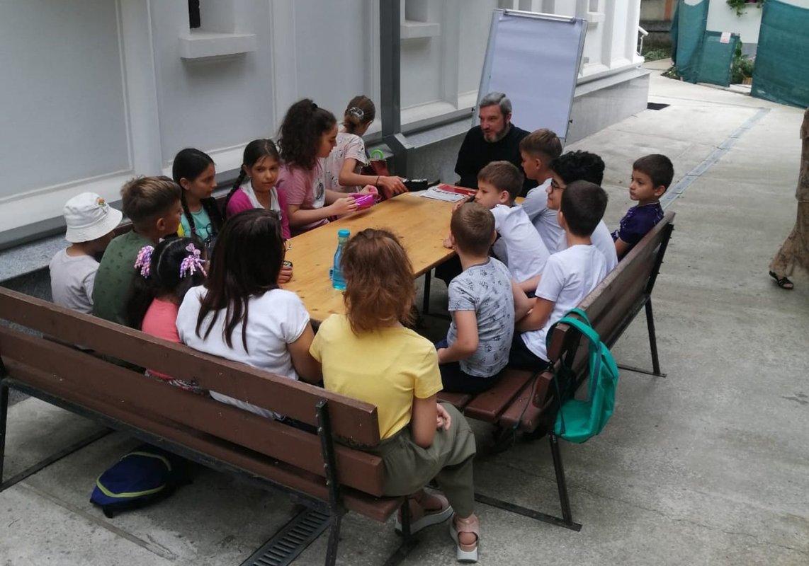 Tabăra de acasă 182625