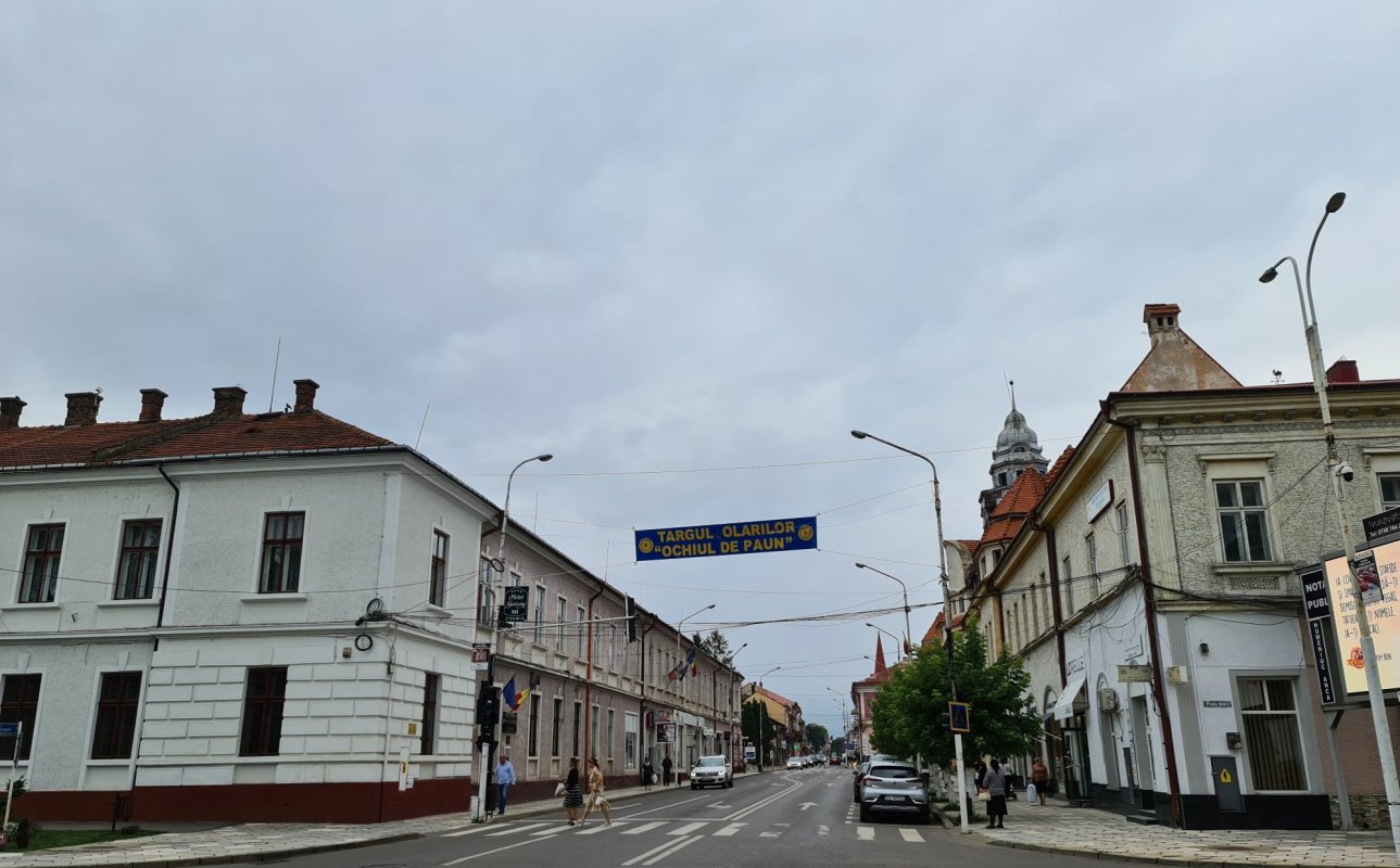 Tăcerile și chipurile fermecate ale lutului ars 182612