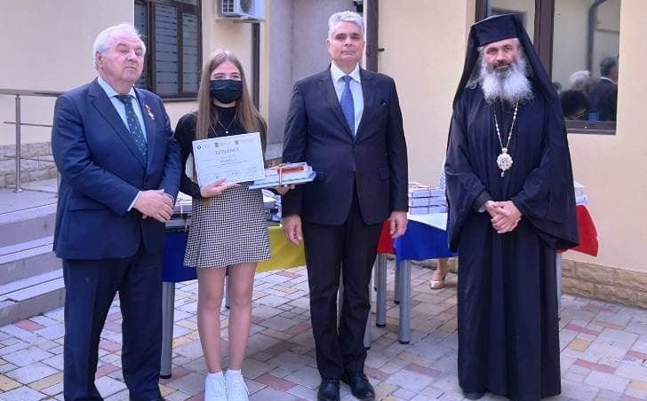 Academicianul Valeriu Matei, gratificat de Episcopul de Bălţi 182674