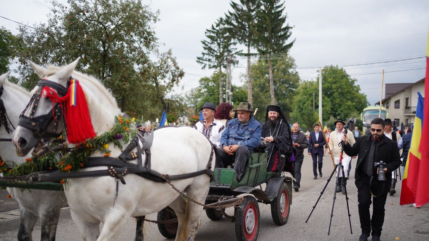 Sfințirea bisericii din Berchișești, Suceava 182921