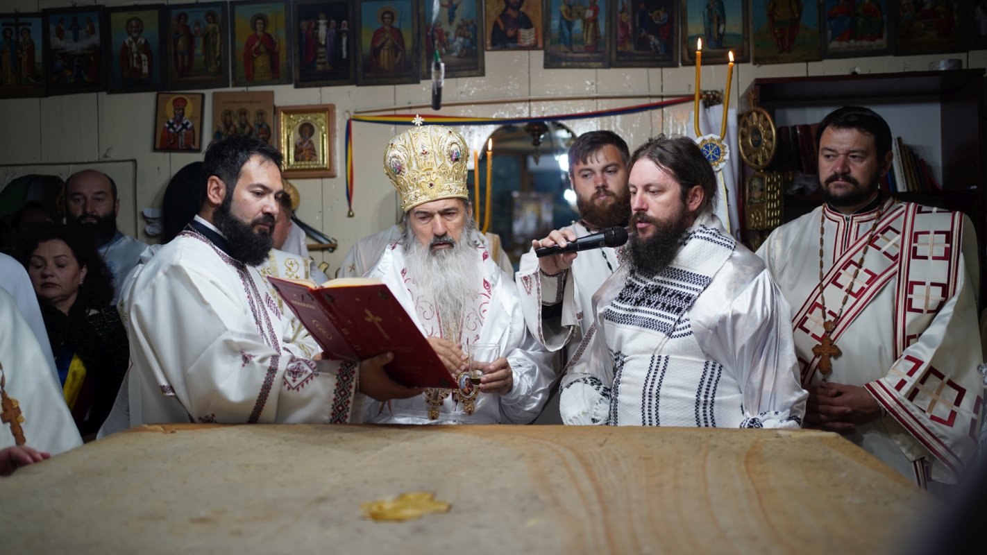 Sfințirea bisericii din Berchișești, Suceava 182931