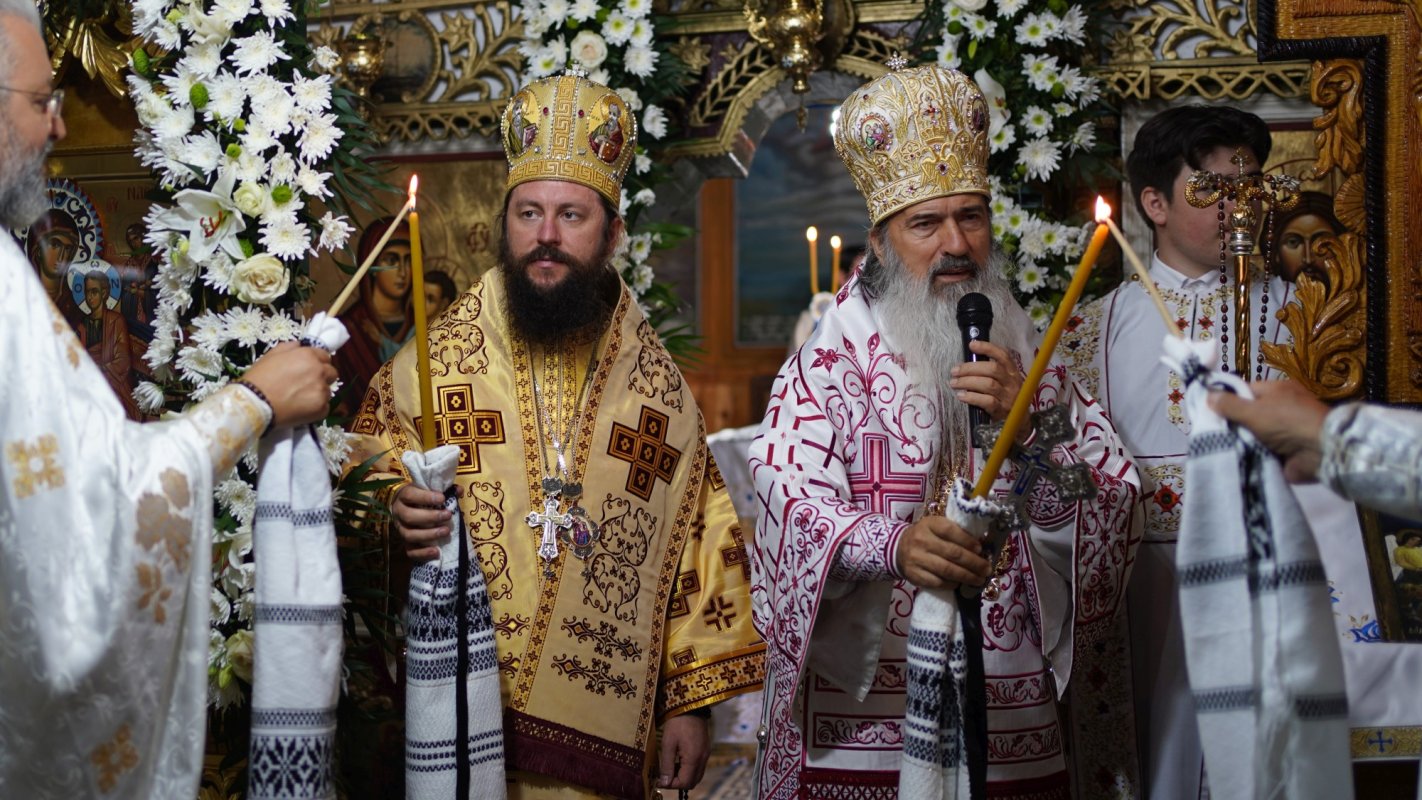 Sfințirea bisericii din Berchișești, Suceava 182933