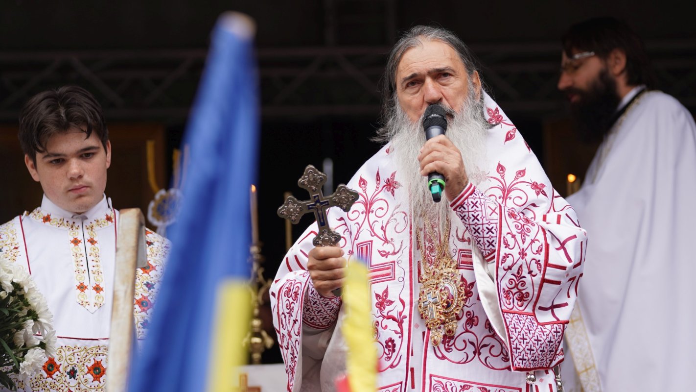 Sfințirea bisericii din Berchișești, Suceava 182949