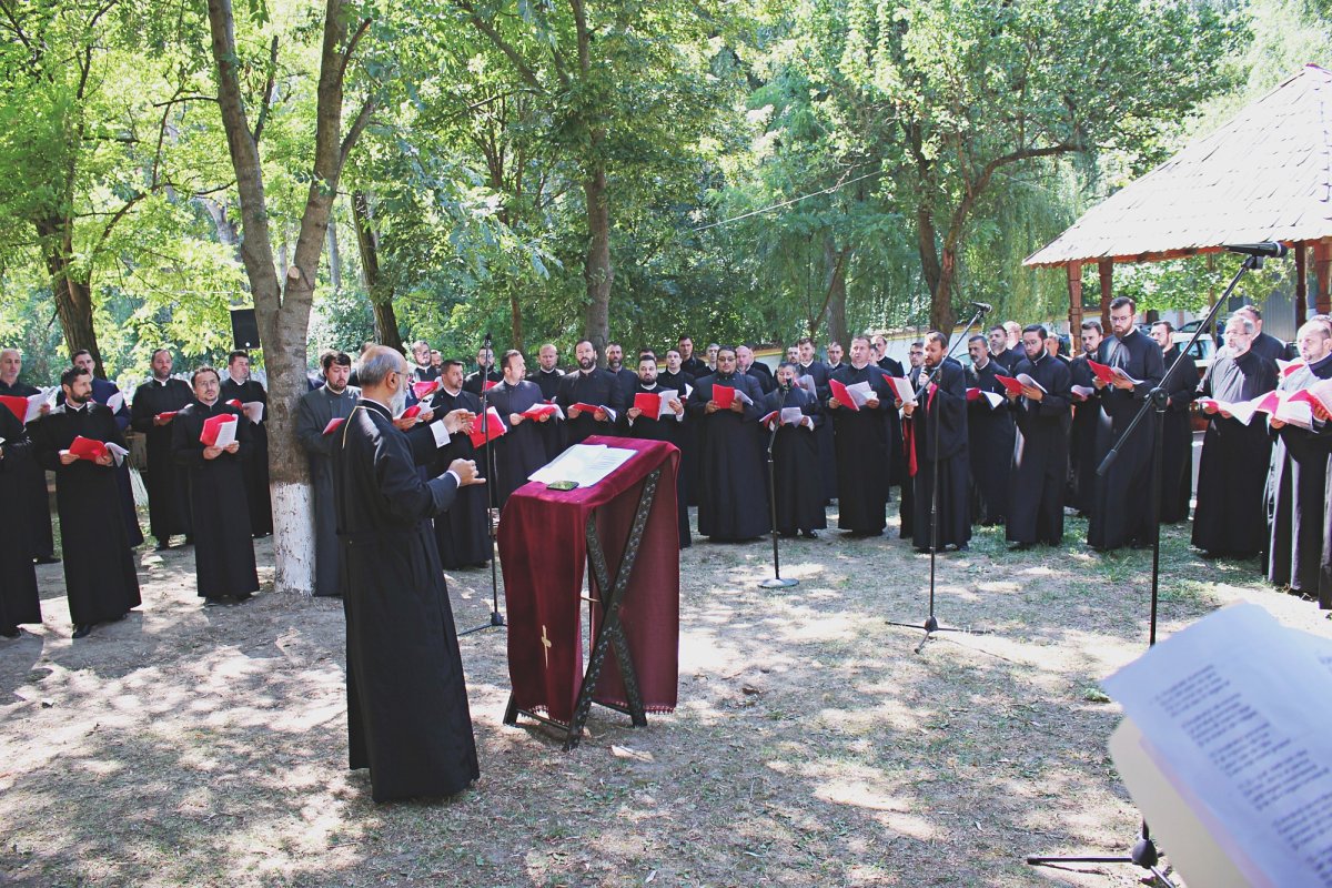 Examene pentru obținerea gradelor clericale la Craiova 182977