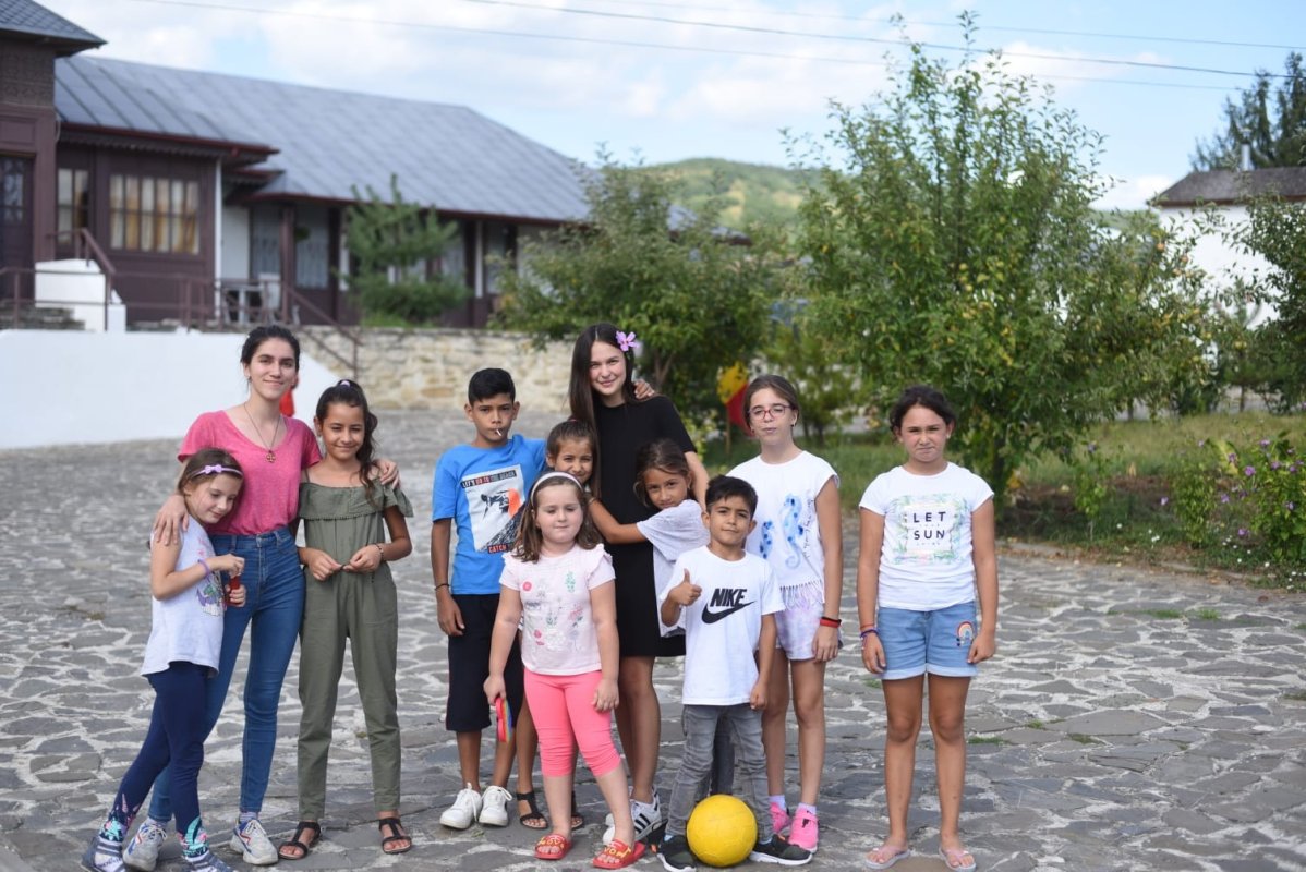 Taberele pentru copii la parohia prahoveană Apostolache, la final 182972