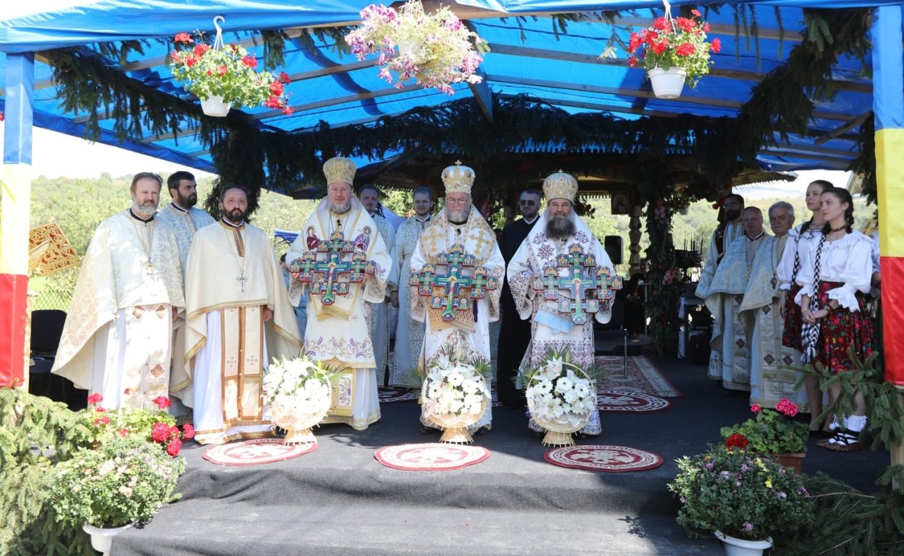 Târnosiri în Episcopia Maramureşului şi Sătmarului 183137