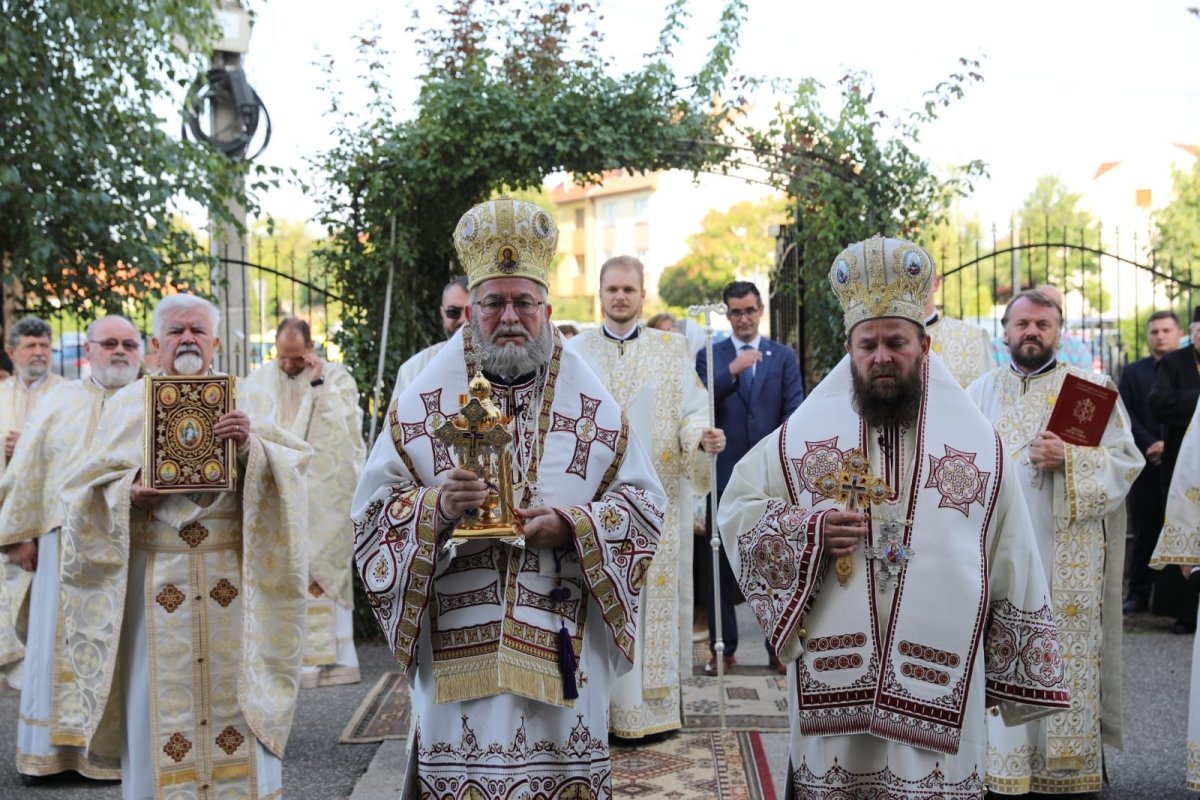 Târnosiri în Episcopia Maramureşului şi Sătmarului 183138