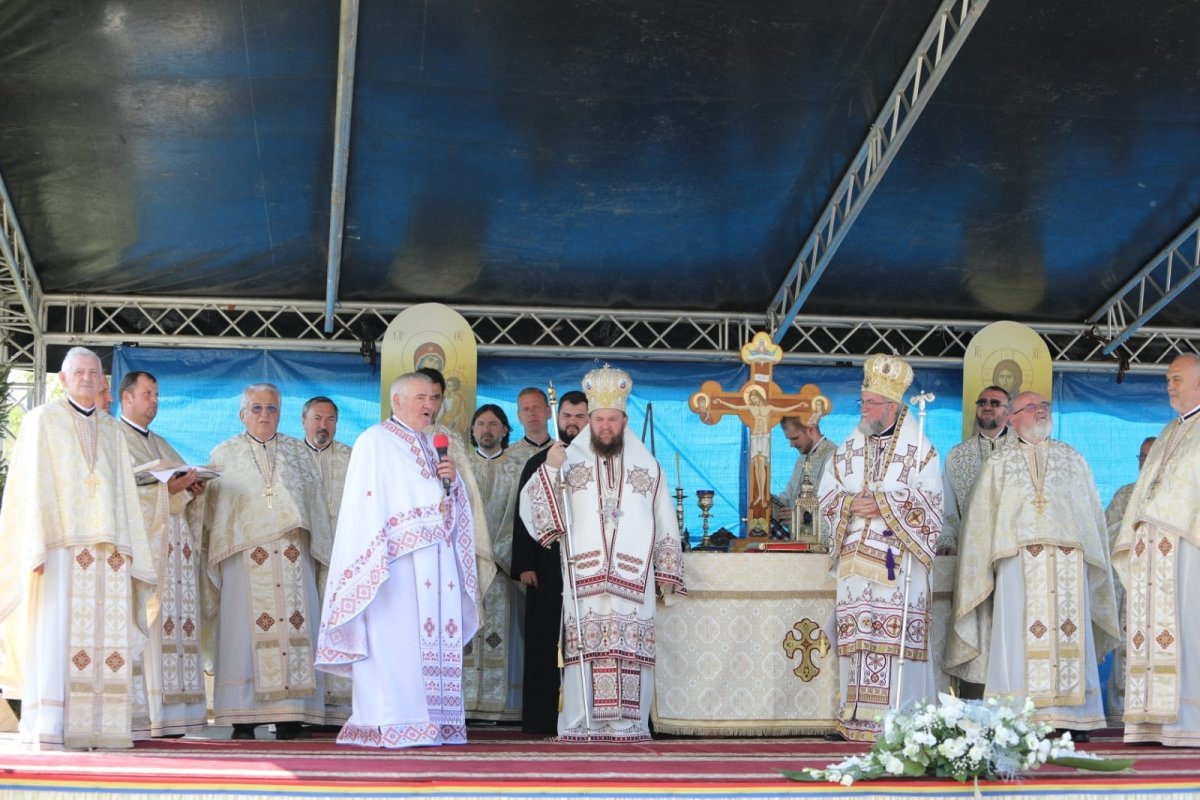 Târnosiri în Episcopia Maramureşului şi Sătmarului 183139