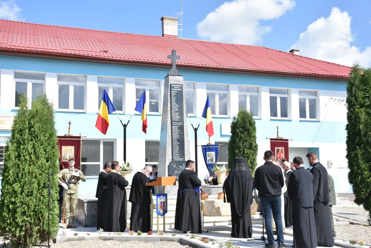 Binecuvântare arhierească la Așchileu Mare, Cluj 183341
