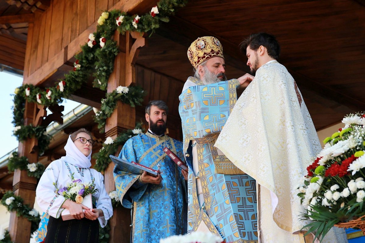 Mănăstirea Vorona  în veșminte de sărbătoare 183210