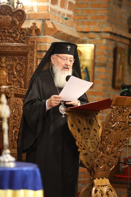 Simpozionul „Maramureș - promotor al culturii și identității românești în lume” 183344