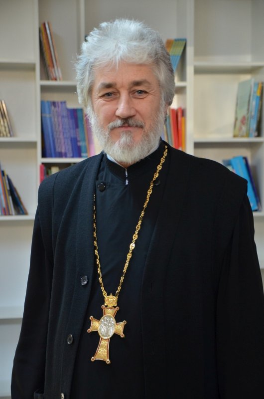 Trei decenii de misiune studenţească 183543