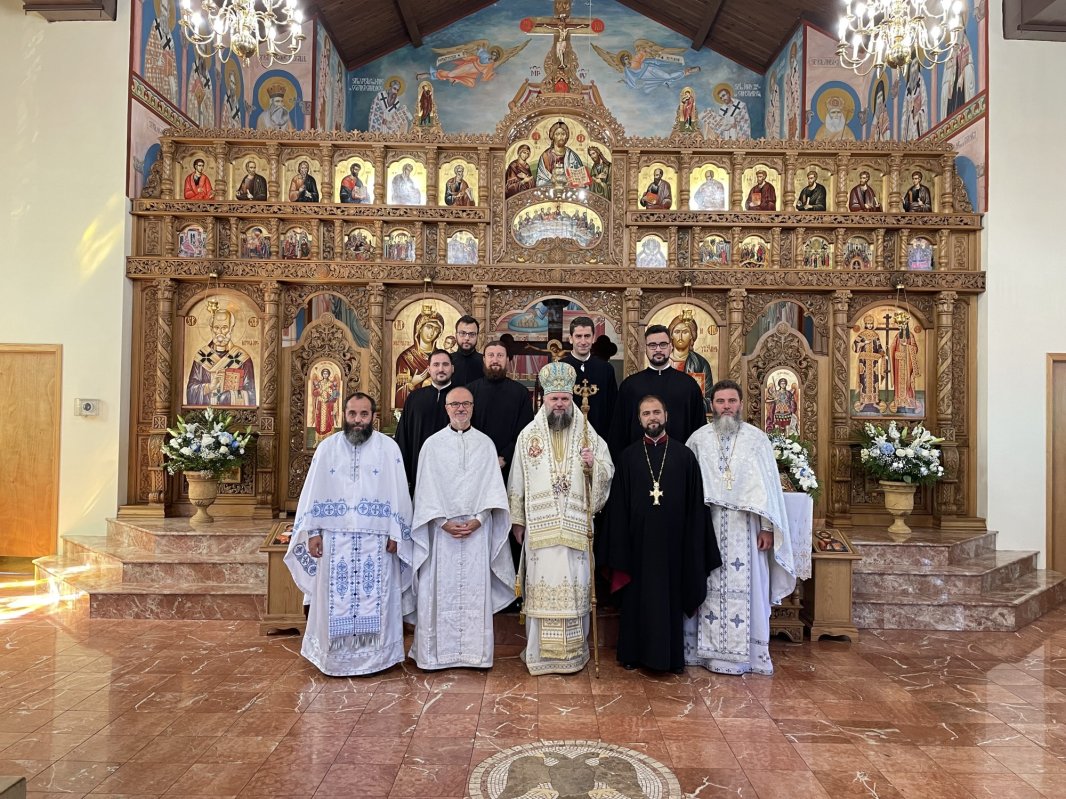 Grupul psaltic „Tronos” concertează în Statele Unite 183608