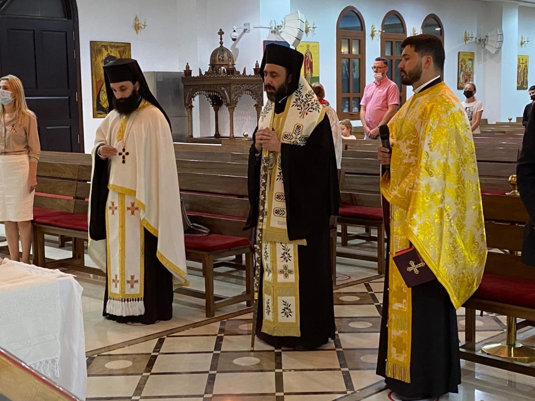 Hramul Parohiei Ortodoxe Românești din Dubai, Emiratele Arabe Unite 183751