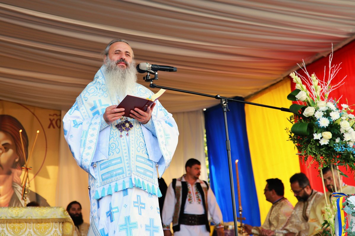 Sfințire de biserică în parohia ieșeană Deleni II 183788