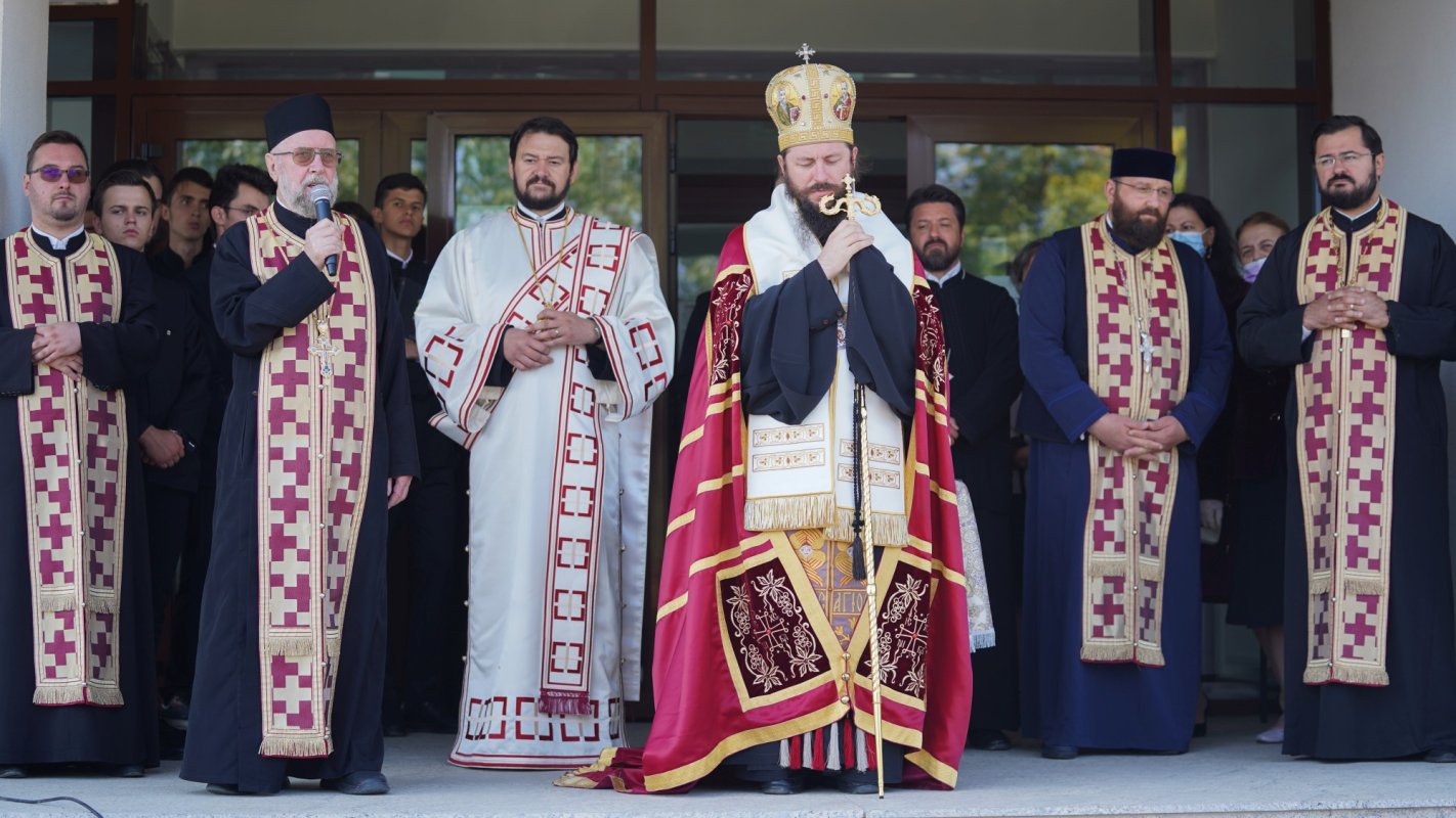 Binecuvântare arhierească pentru elevii Seminarului „Mitropolit Dosoftei” la începutul anului școlar 184065