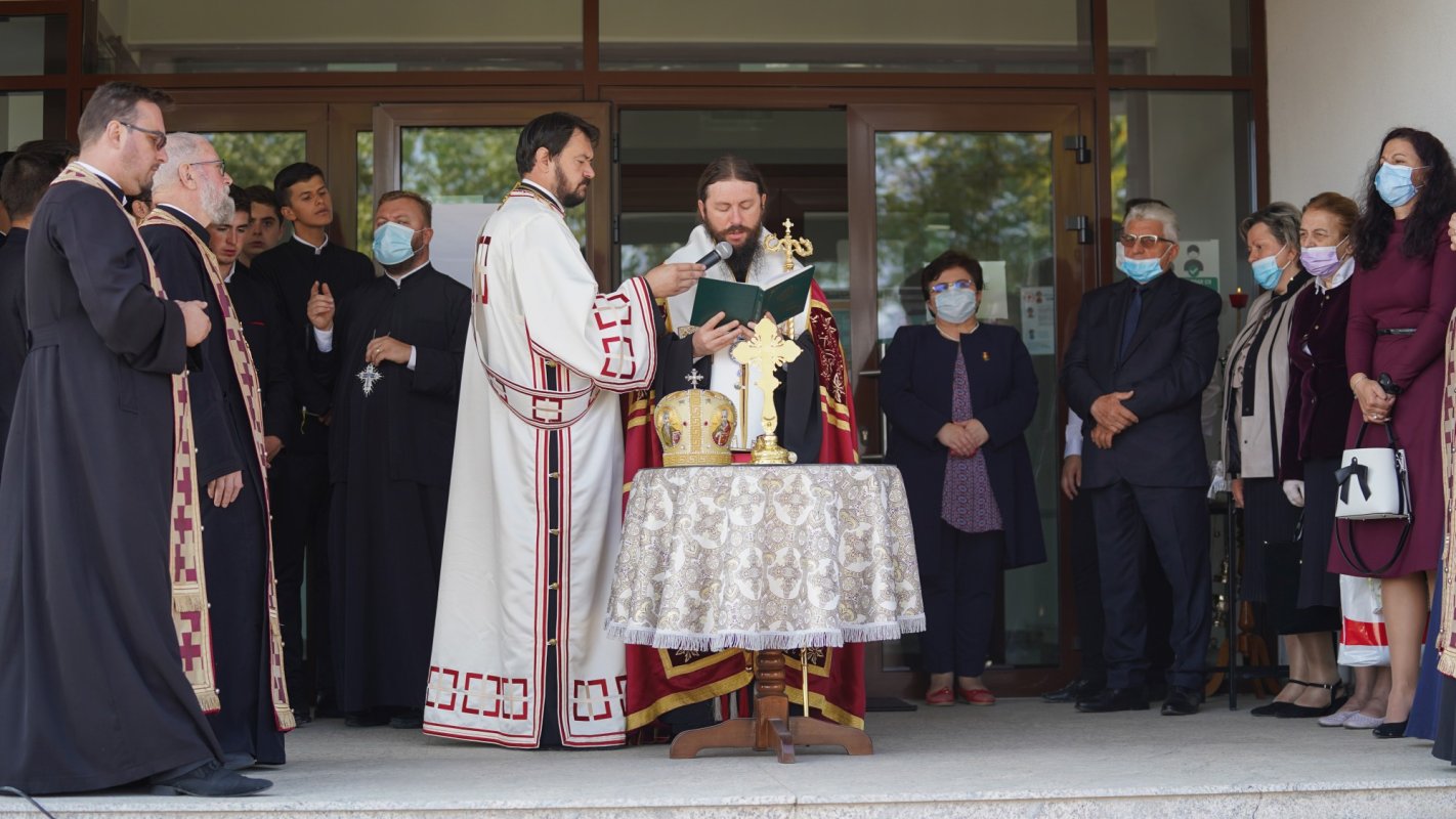 Binecuvântare arhierească pentru elevii Seminarului „Mitropolit Dosoftei” la începutul anului școlar 184073