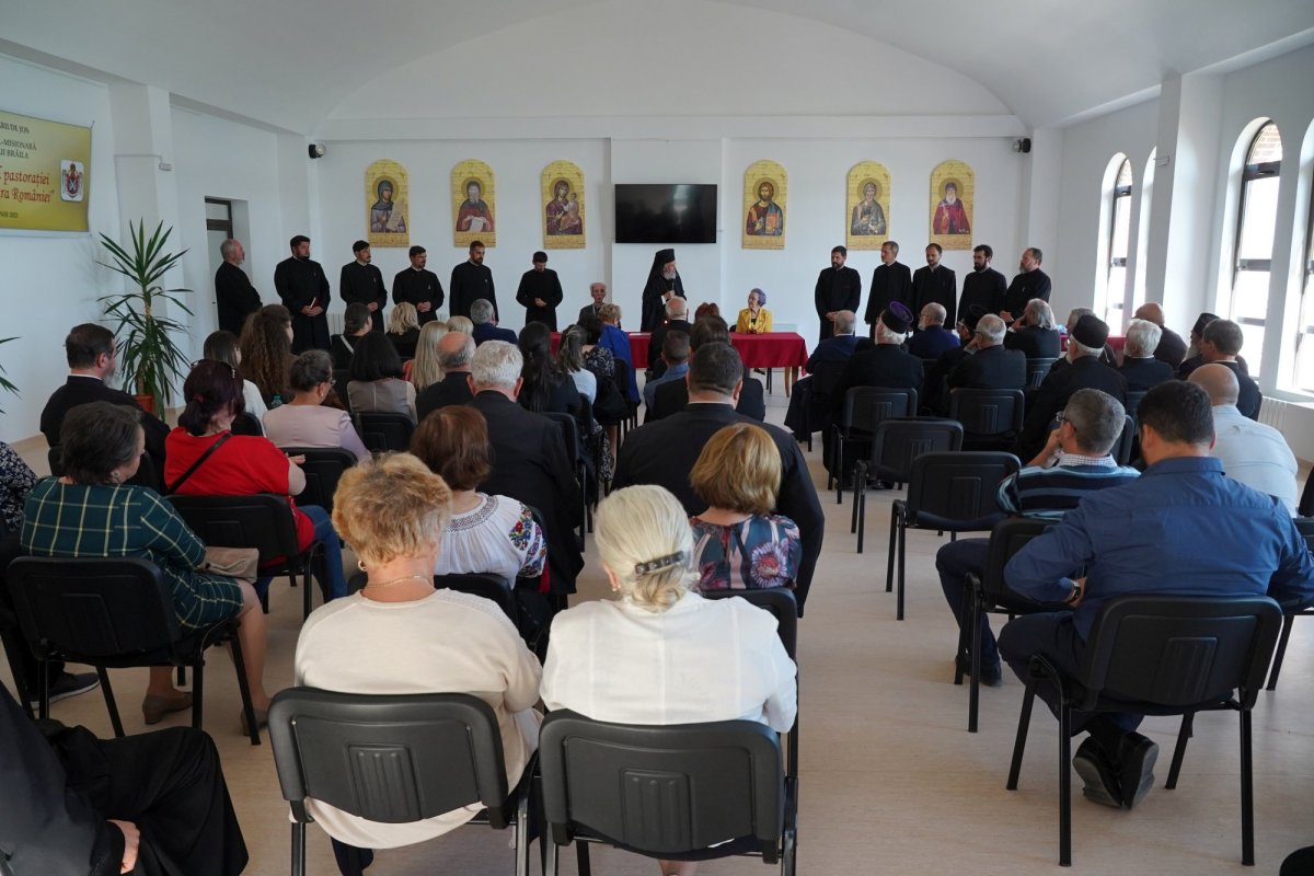 „Arta educaţiei temeinice pentru viaţă” 184022