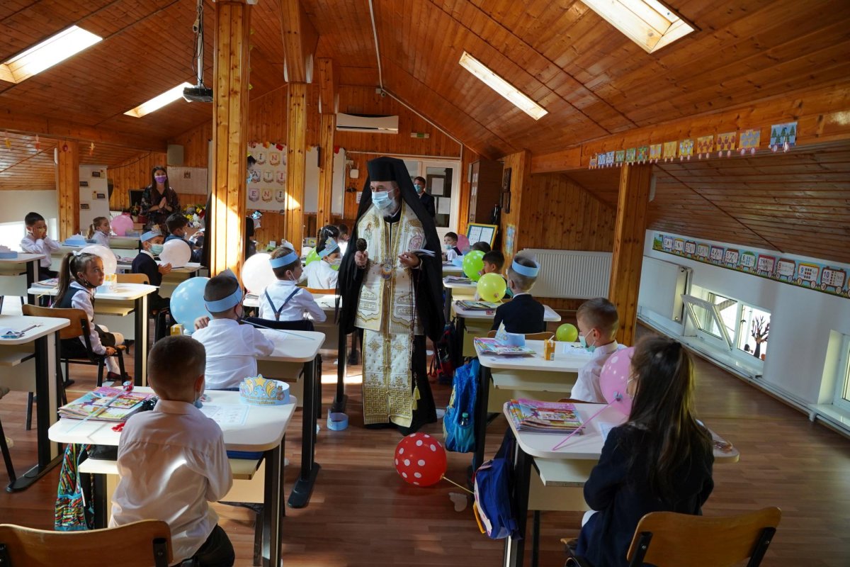 „Arta educaţiei temeinice pentru viaţă” 184024