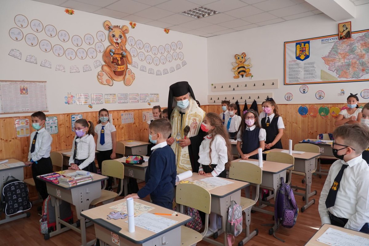 „Arta educaţiei temeinice pentru viaţă” 184026