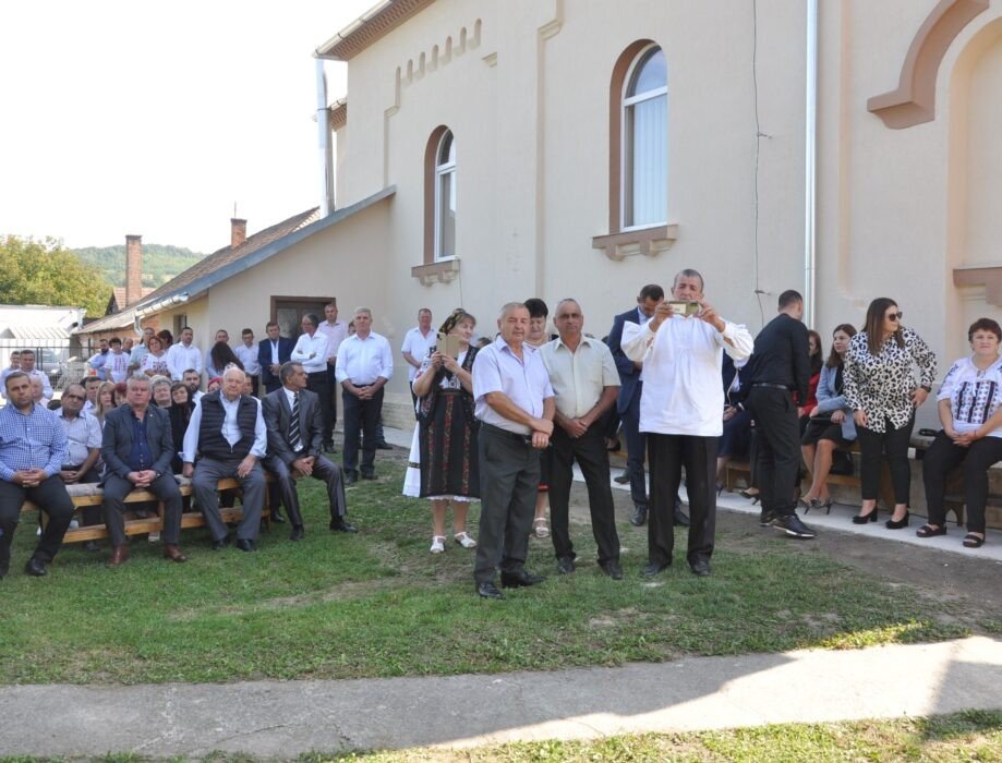 Binecuvântare arhierească în Parohia Horoatu Crasnei, Sălaj 184057