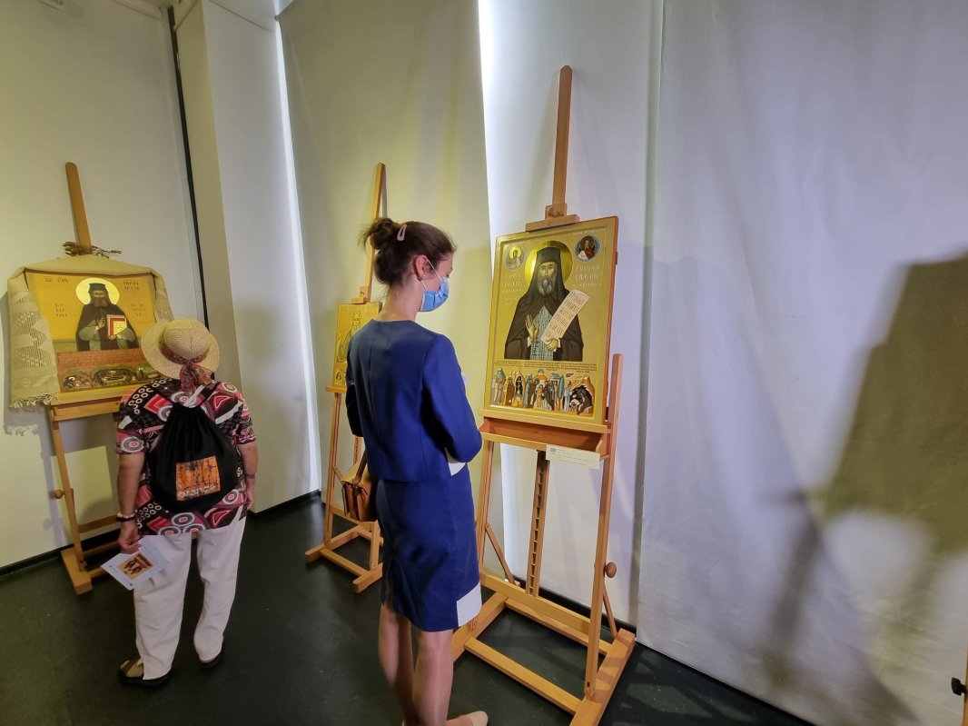 Expoziția „Icoana ortodoxă - lumina credinței” la Muzeul Satului din București 184191