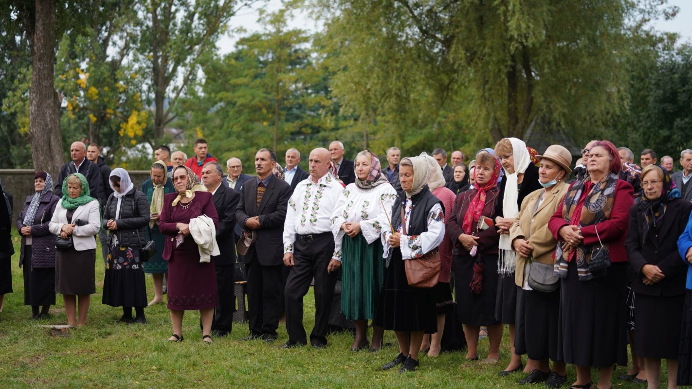 Hram și resfințire de paraclis la Mănăstirea Pătrăuți 184284