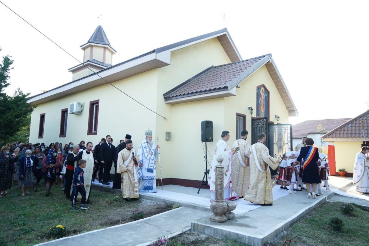 Veșmântul sfințeniei pentru o biserică ialomițeană închinată Sfântului Gheorghe 184202